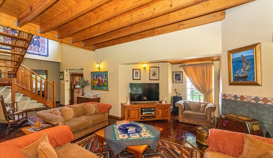 4 Bedroom Property for Sale in Wilgenhof Free State